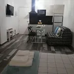 Modernos En Ciudad Jardín Apartamento