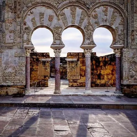 Modernos En Ciudad Jardín * Córdoba